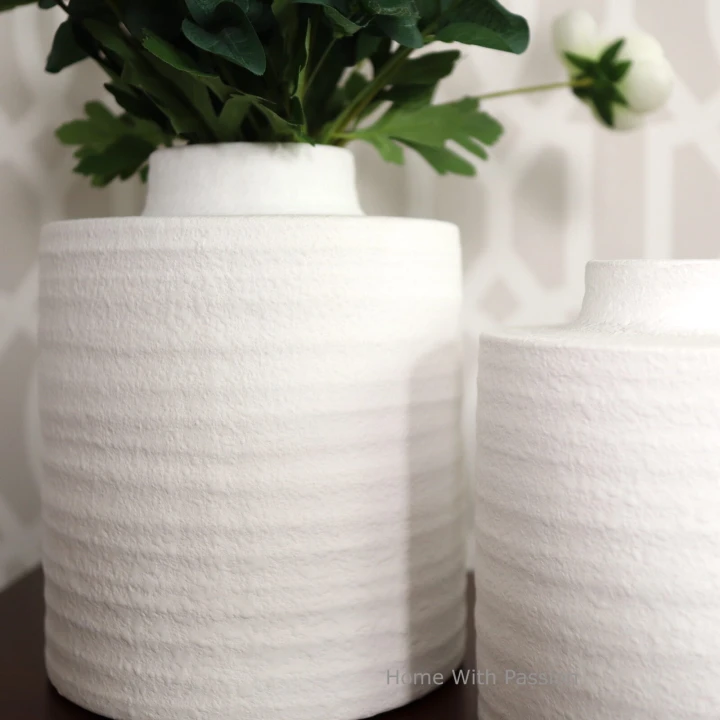 wazon-ceramiczny-bialy-3.jpg