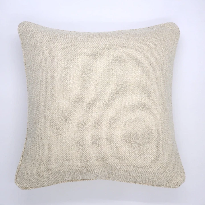 poduszka-boucle-kremowa-45x45-cm-2.jpg