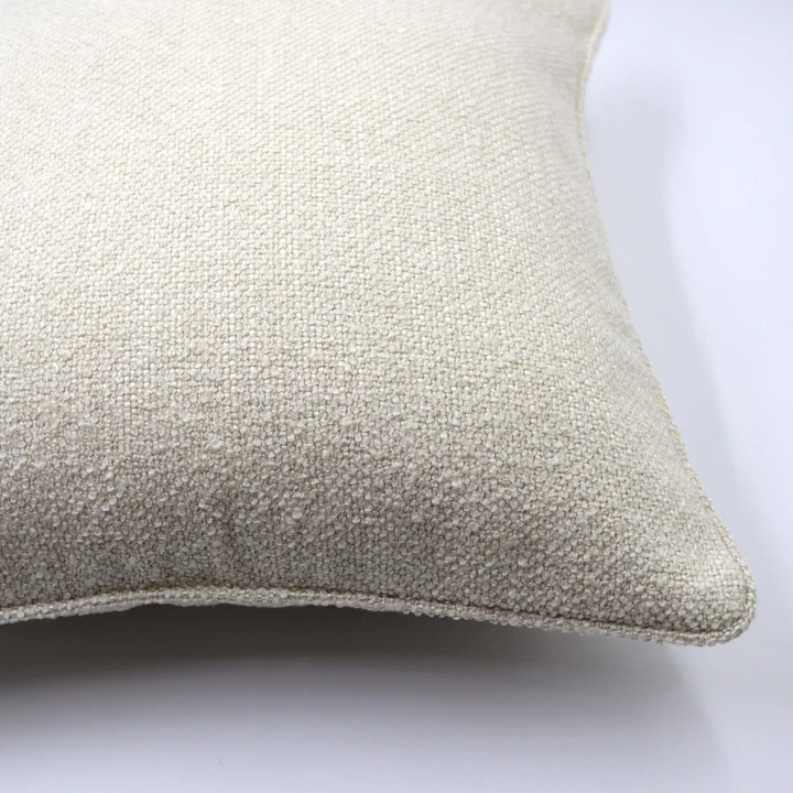 poduszka-boucle-kremowa-45x45-cm-4.jpg