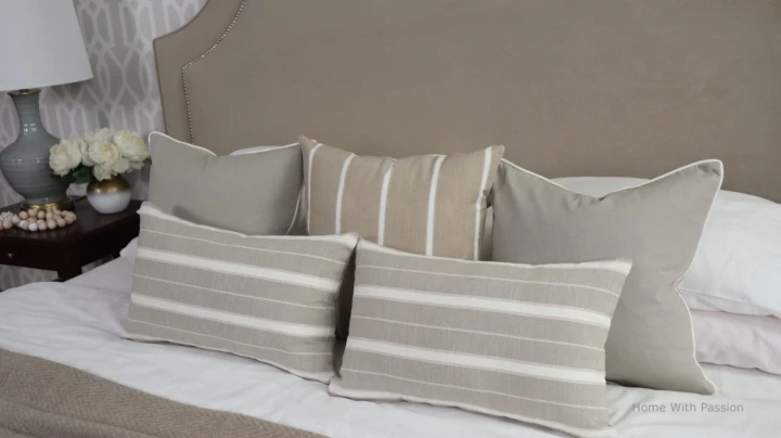 poszewka-na-poduszke-dekoracyjna -taupe-45x45-cm-3.jpg