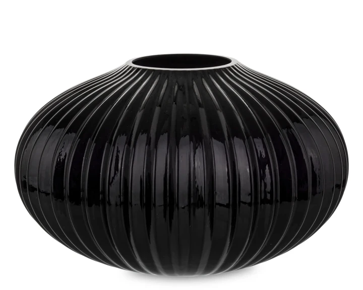 czarny-wazon-szklany-ryflowany-16cm.webp