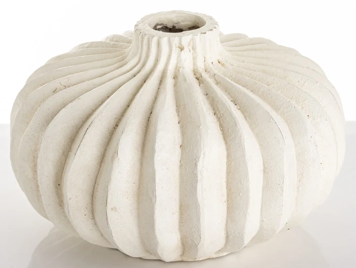kremowy-wazon-pekaty-luna-24-cm-5.webp