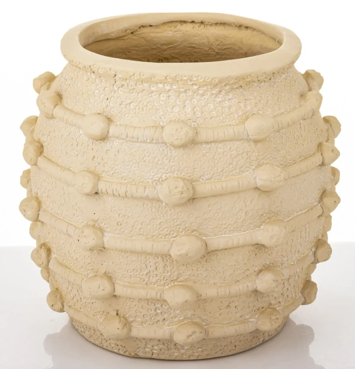 kremowa-oslonka-na-doniczke-boho-bobble-2.webp