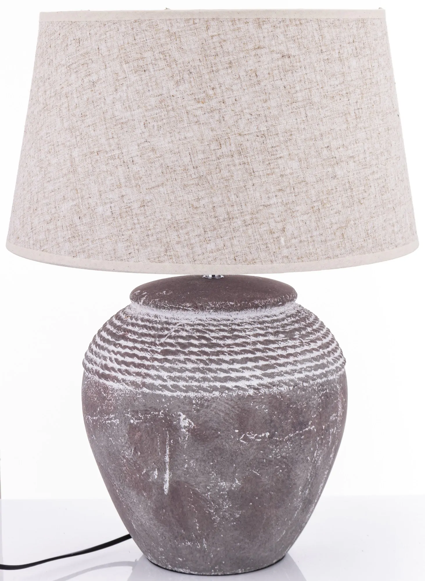 duża lampa stołowa ceramiczna w beżowym kolorze