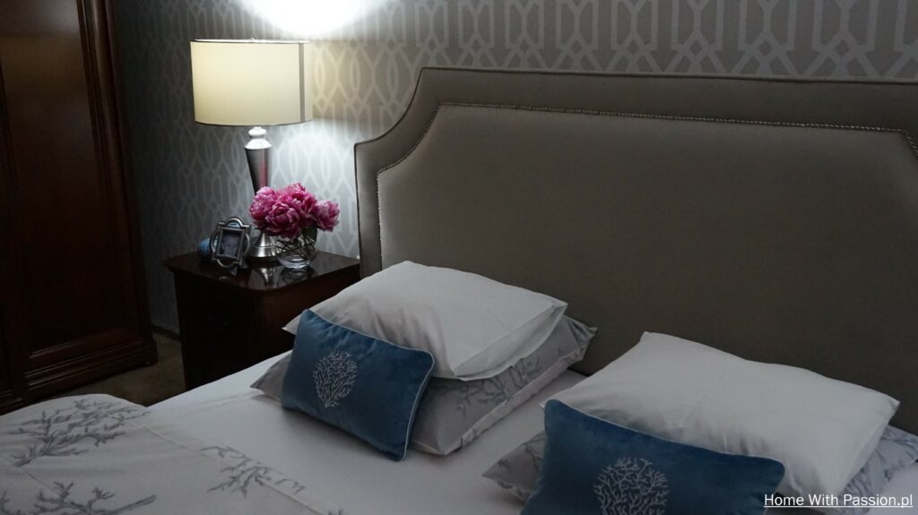metamorfoza sypialni - poduszki dekoracyjne
