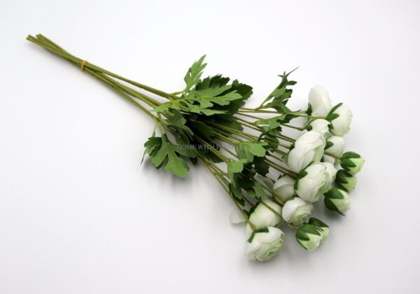 sztuczne kwiaty pełnika białe