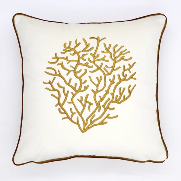 poduszka welurowa ze złotym haftem koralowca
