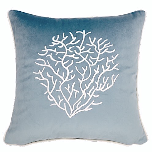 niebieska poduszka z haftem koralowca